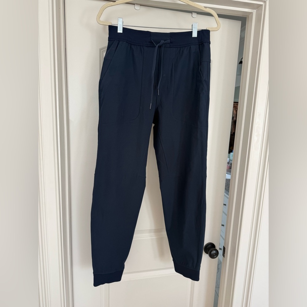Lululemon Athletica Men's Dark Blue Joggers